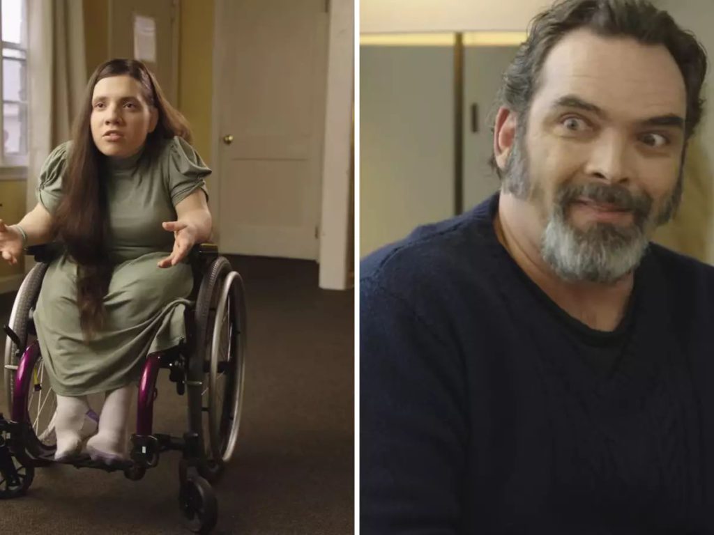 Discussão sobre saúde mental e inclusão na deficiência representada por uma mulher em cadeira de rodas e um homem com expressão surpresa.